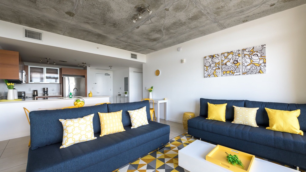 Photo of Livingroom in Midtown