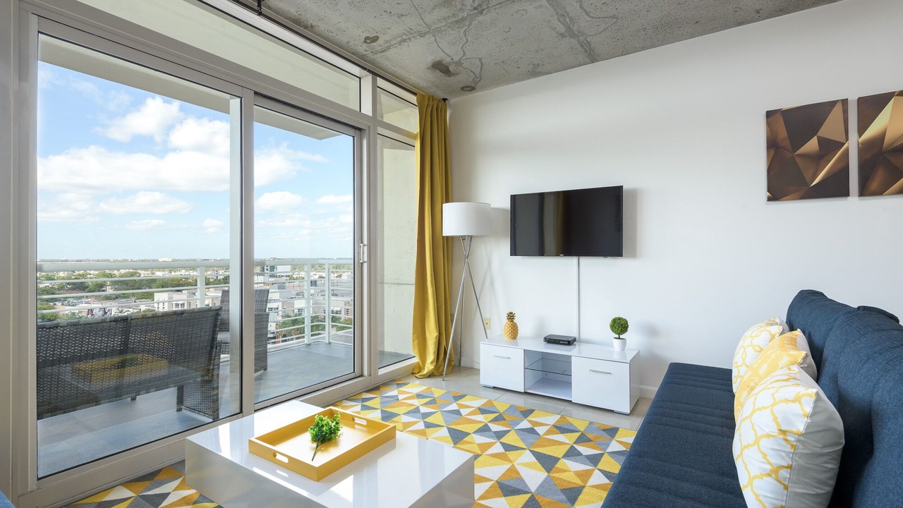 Photo of Livingroom in Midtown