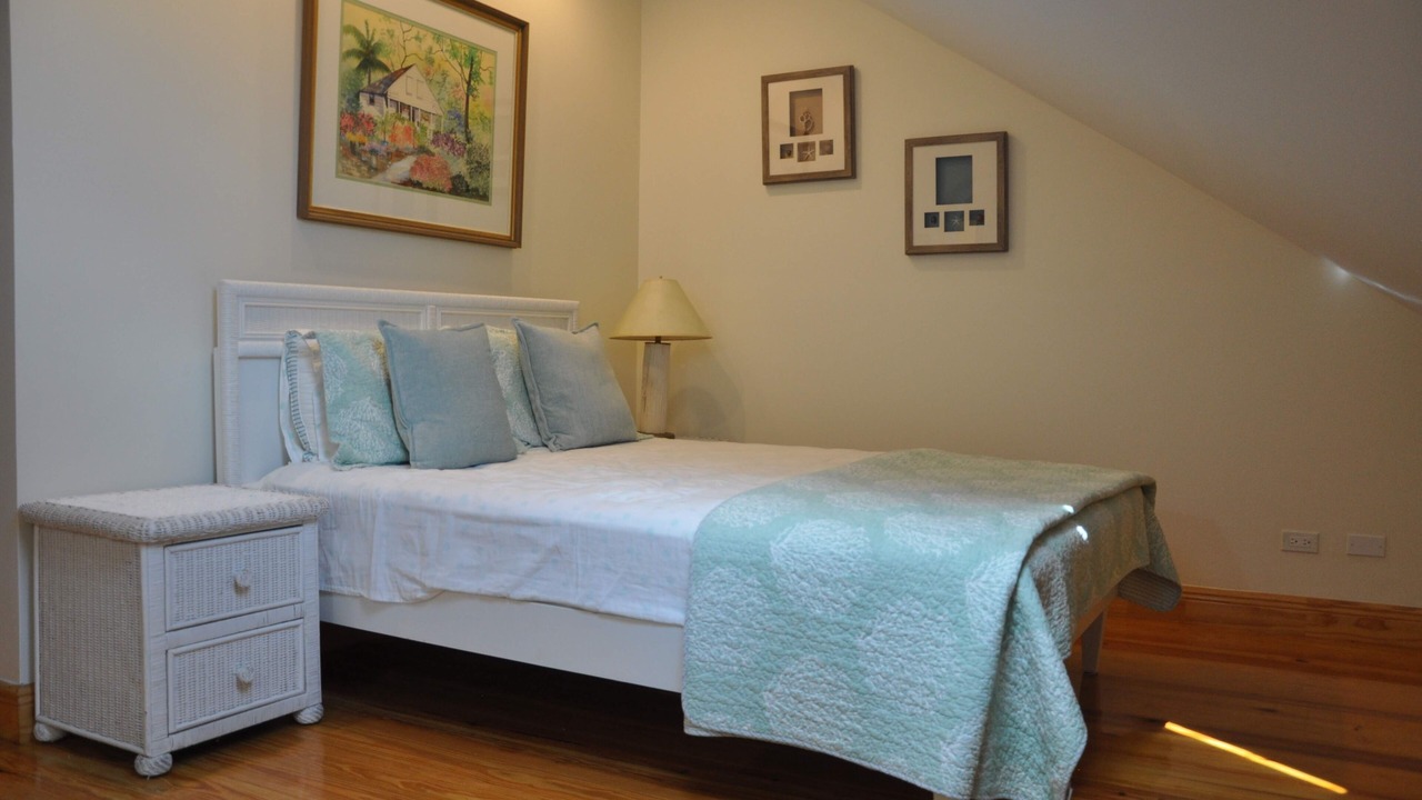 Photo of Bedroom in Gambier
