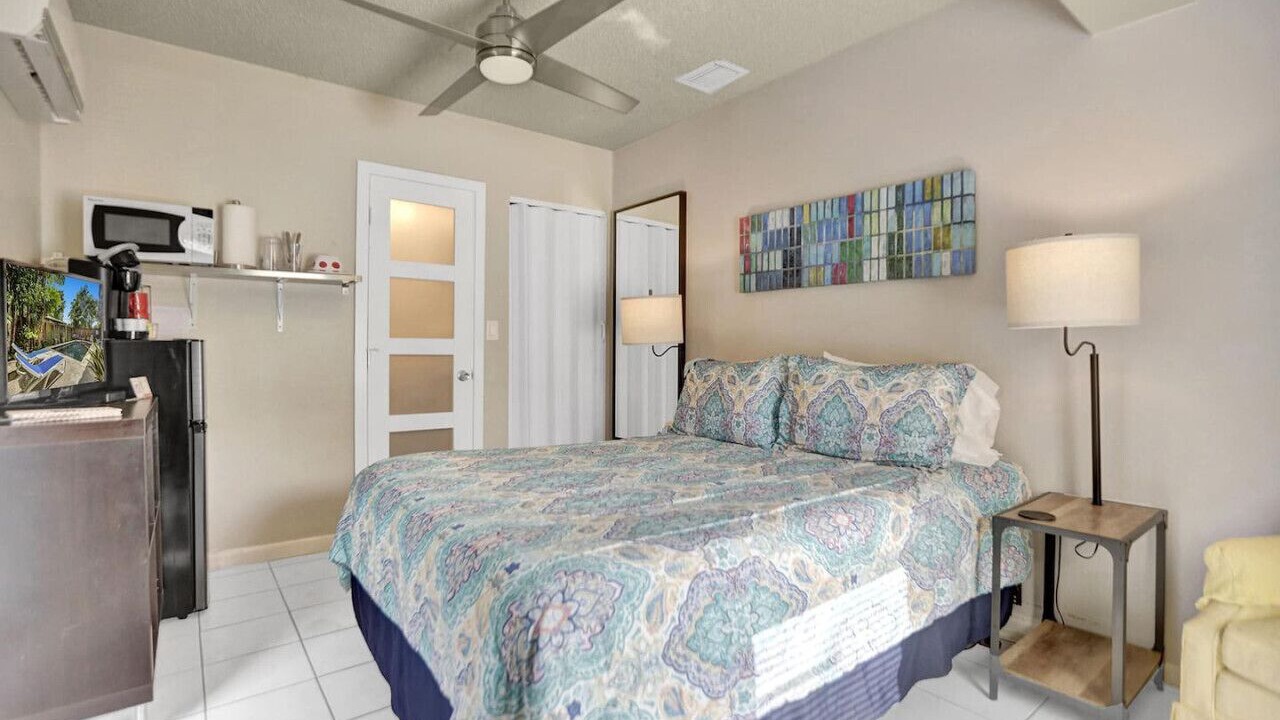 Photo of Bedroom in Wilton Manors