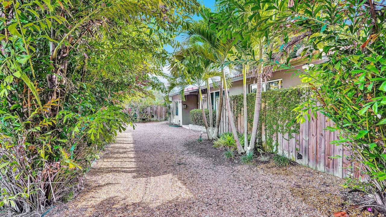Photo of Outdoor in Wilton Manors