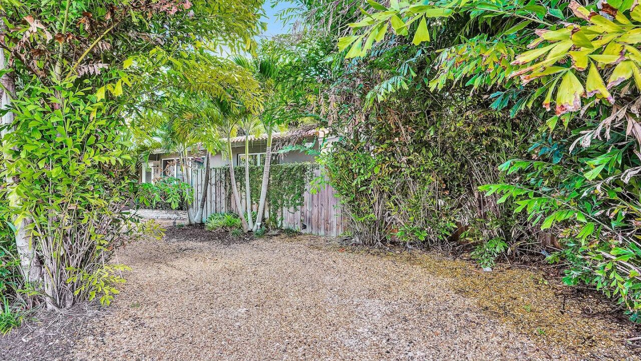 Photo of Outdoor in Wilton Manors