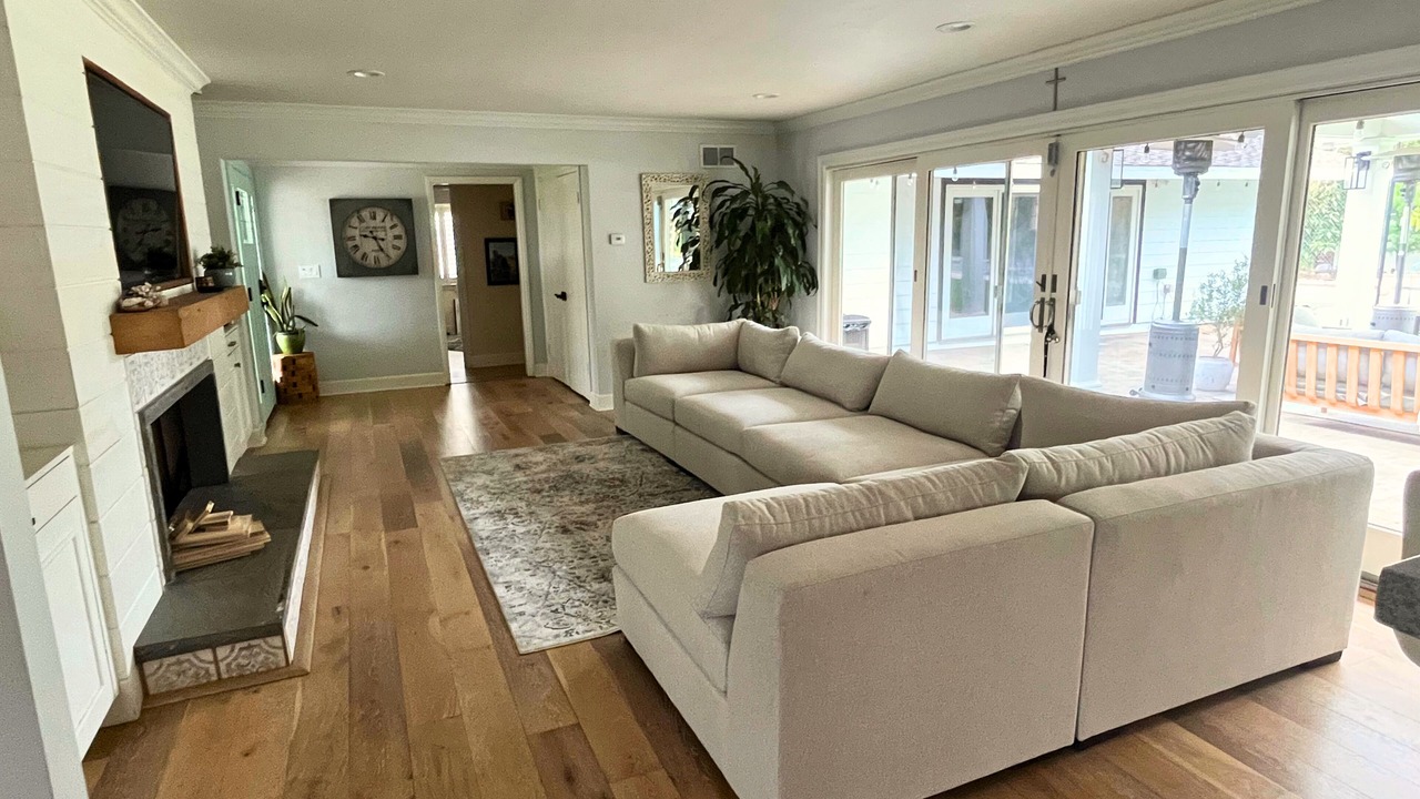 Photo of Livingroom in North Tustin