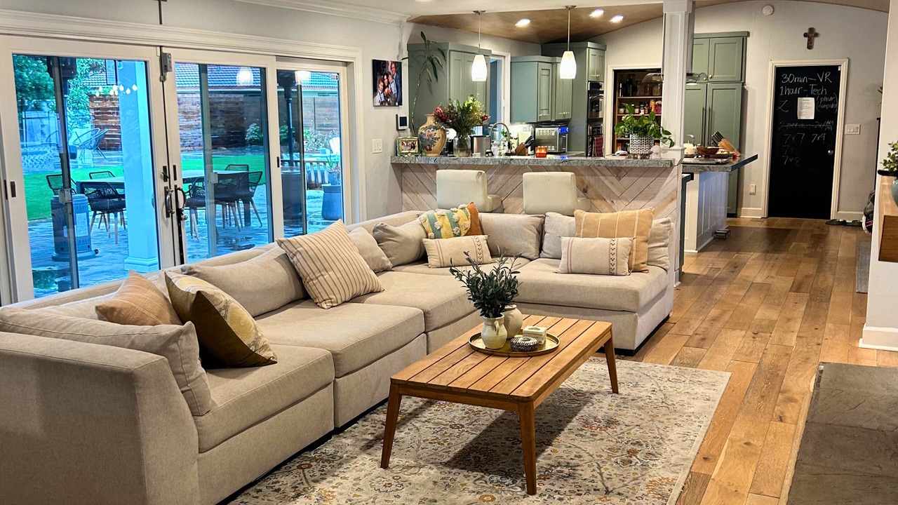 Photo of Livingroom in North Tustin