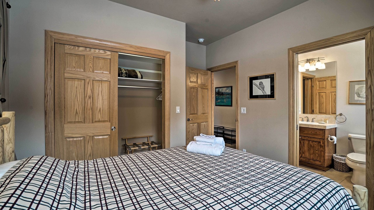 Photo of Bedroom in Mountain View Estates