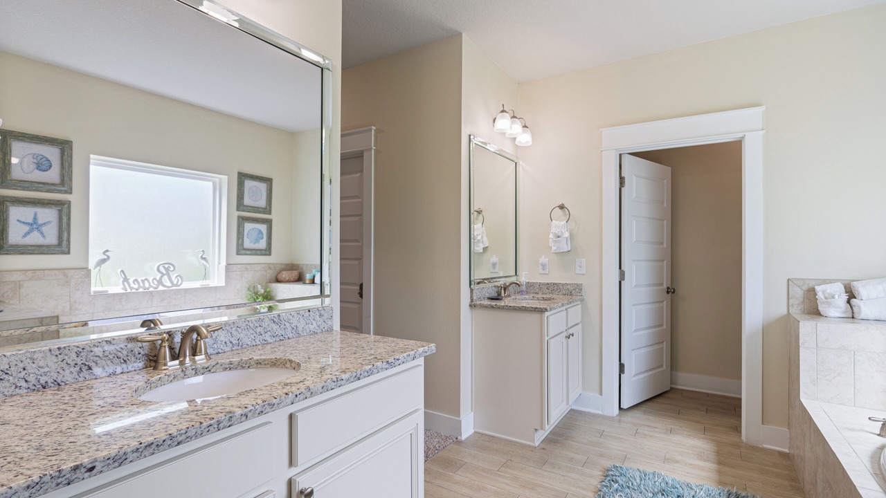 Photo of Bathroom in Ono Island