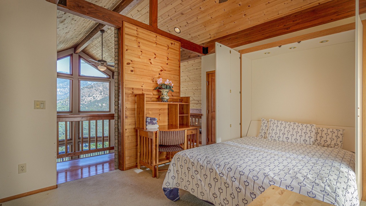 Photo of Bedroom in Three Rivers