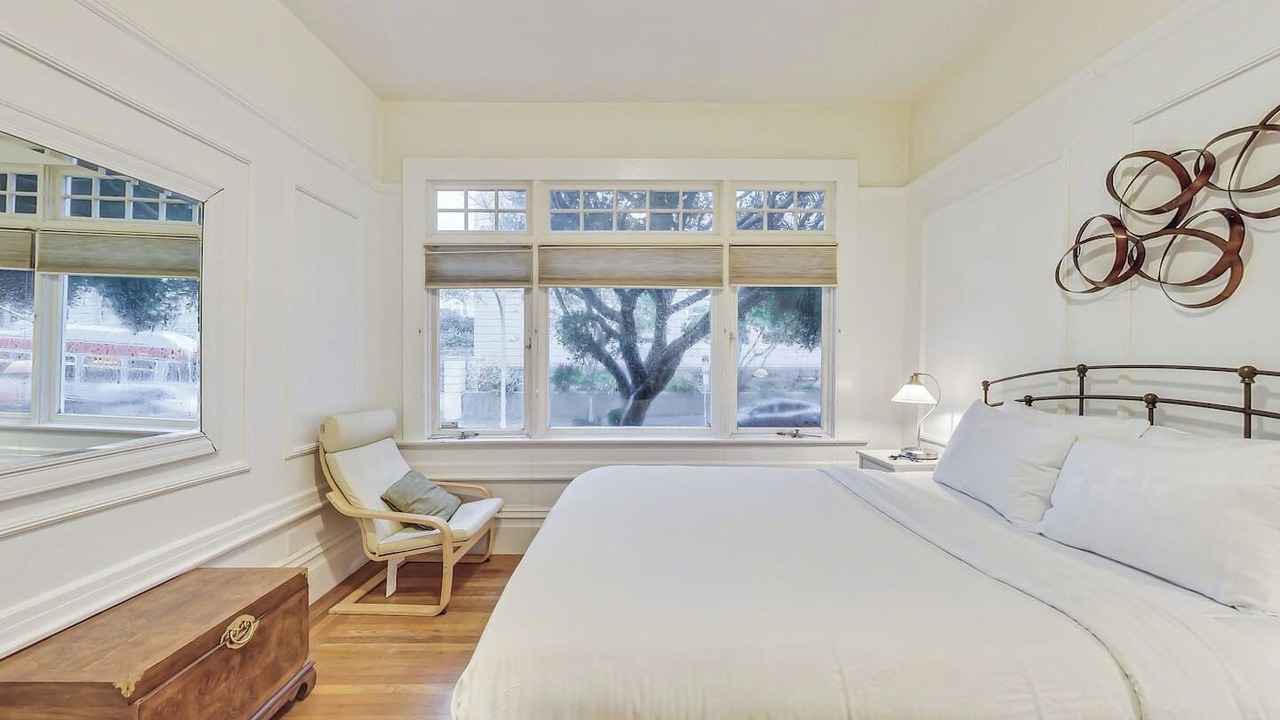 Photo of Others in Pacific Heights