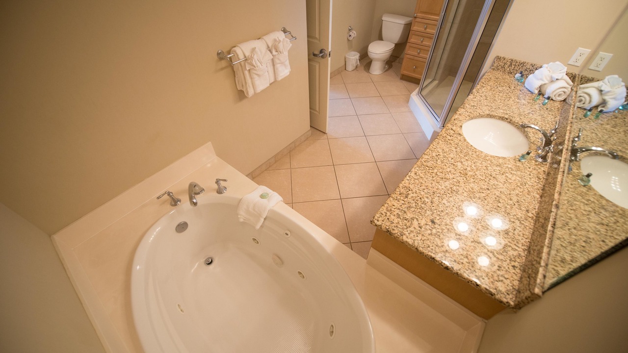 Photo of Bathroom in Orange Beach