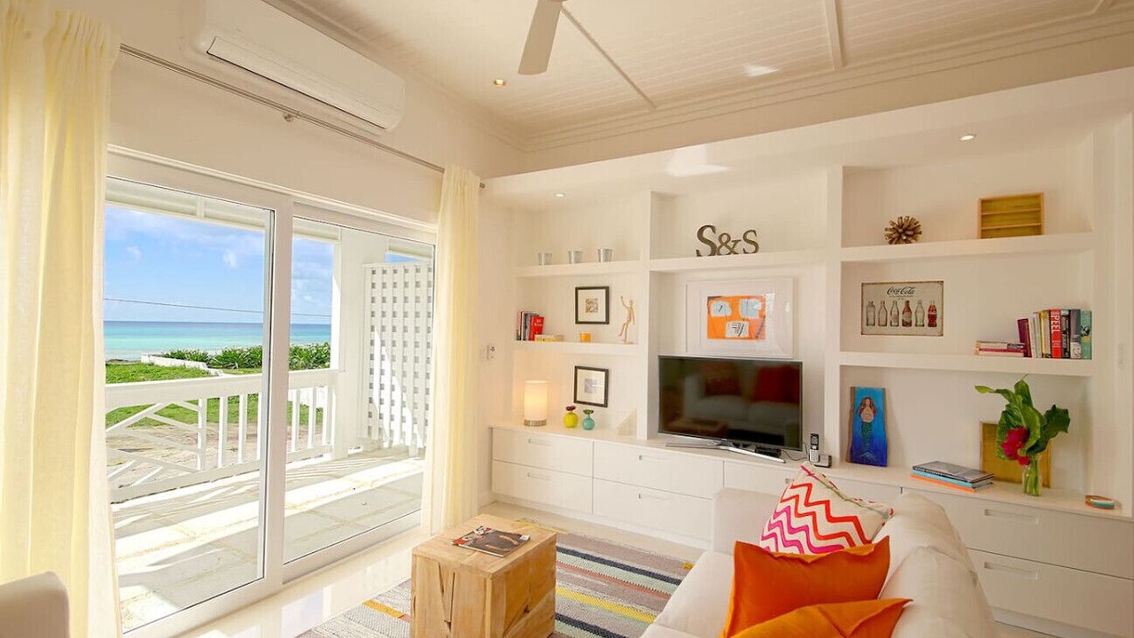 Photo of Livingroom in Governor's Harbour