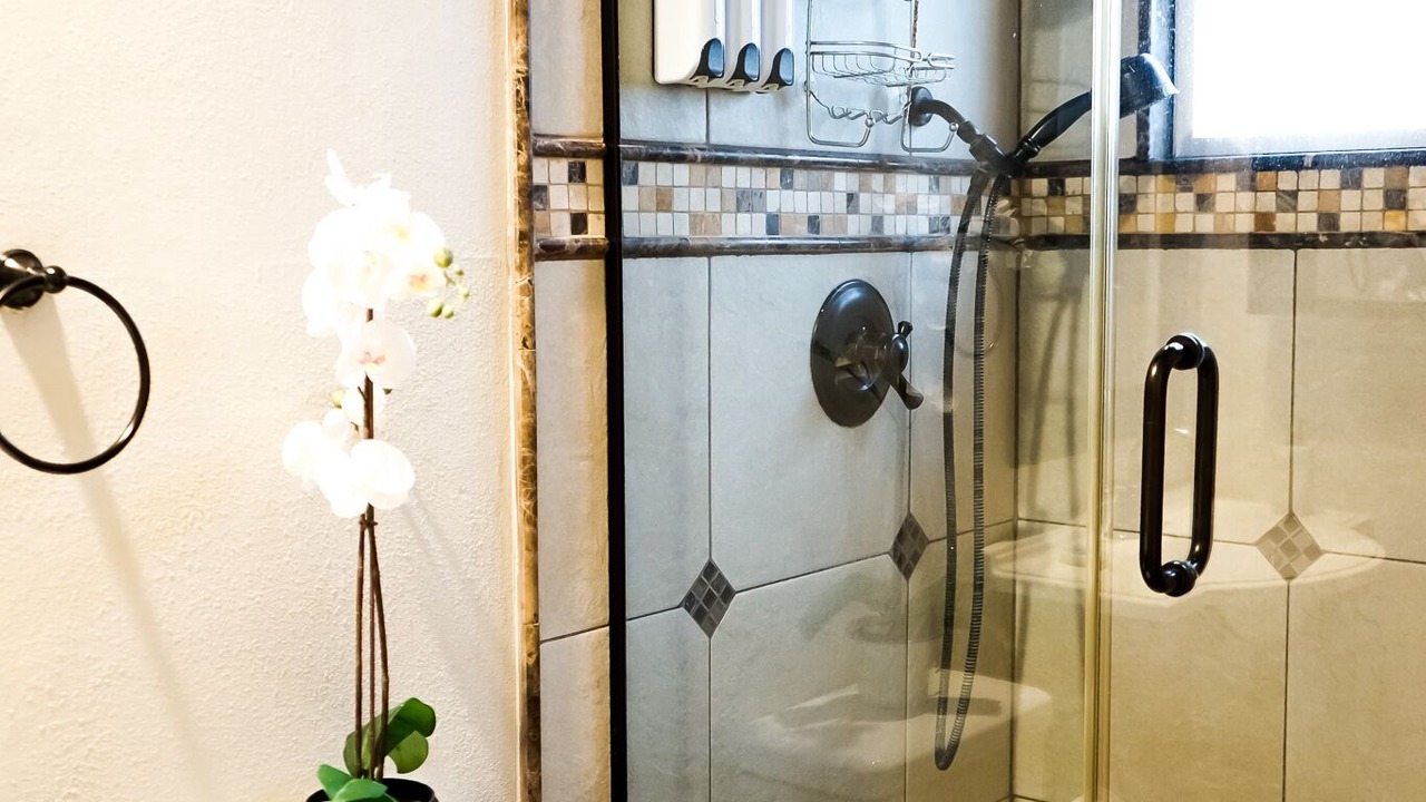 Photo of Bathroom in Newport Shores