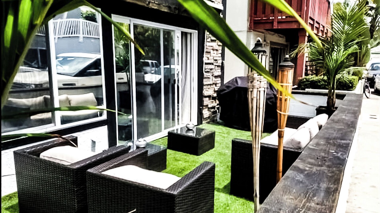 Photo of Patio Balcony in Newport Shores