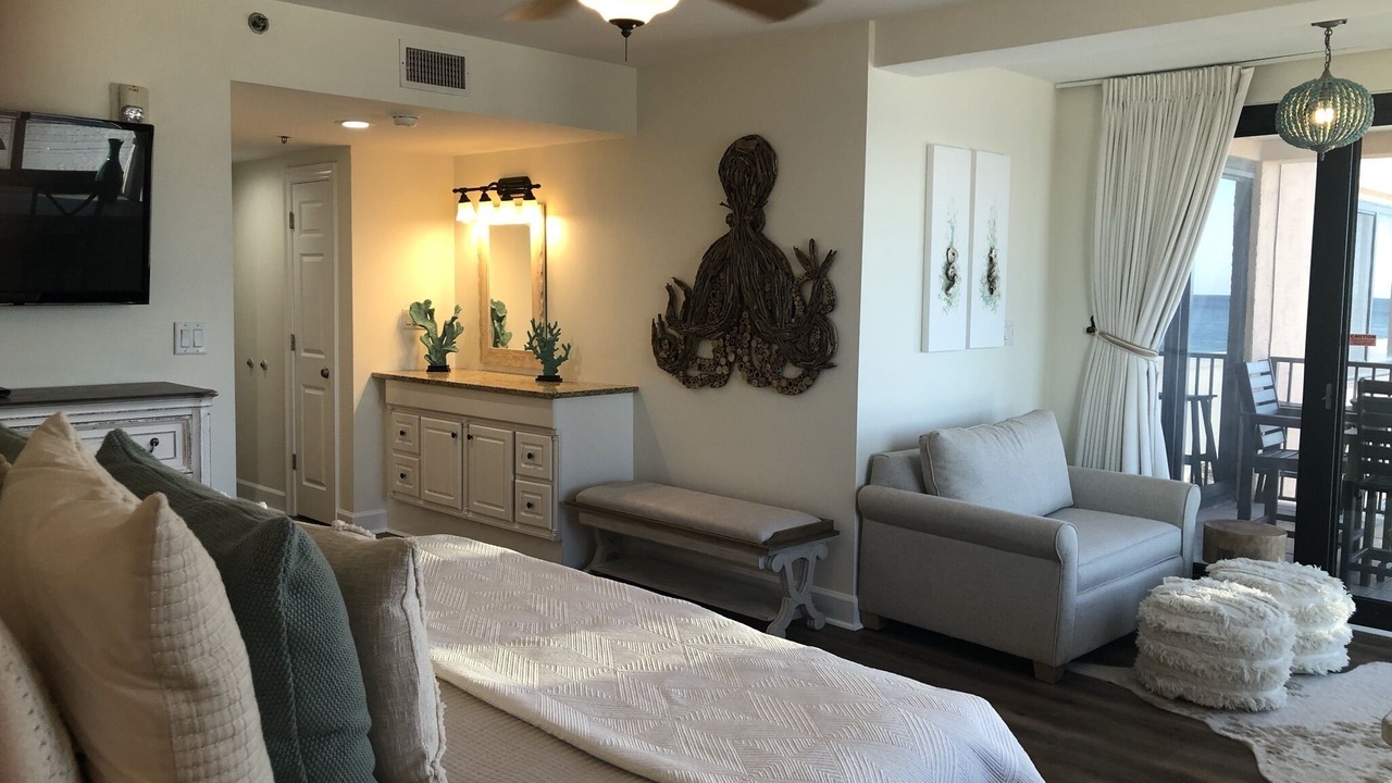 Photo of Bedroom in Orange Beach East