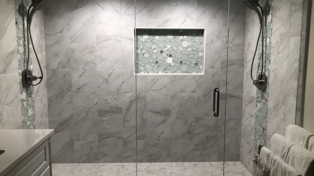 Photo of Bathroom in Orange Beach East