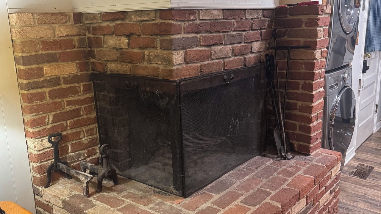 Photo of Livingroom in Rogersville