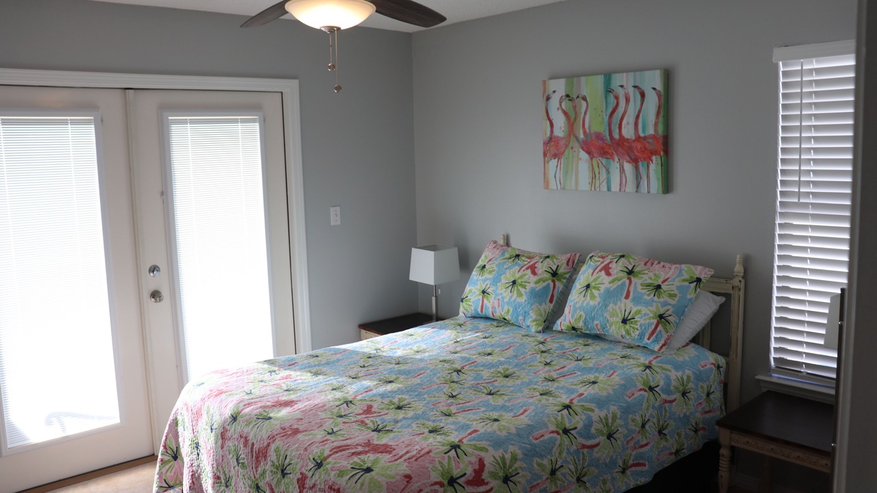 Photo of Bedroom in Gulf Shores