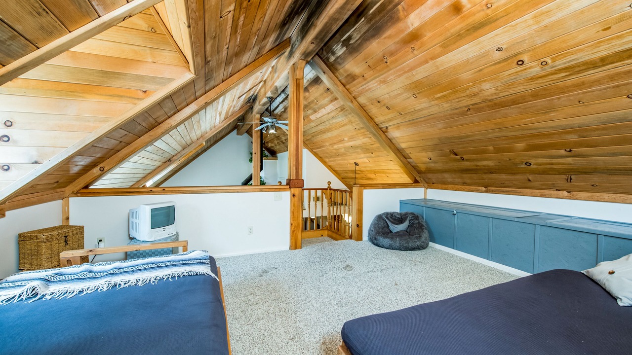 Photo of Bedroom in Shaver Lake