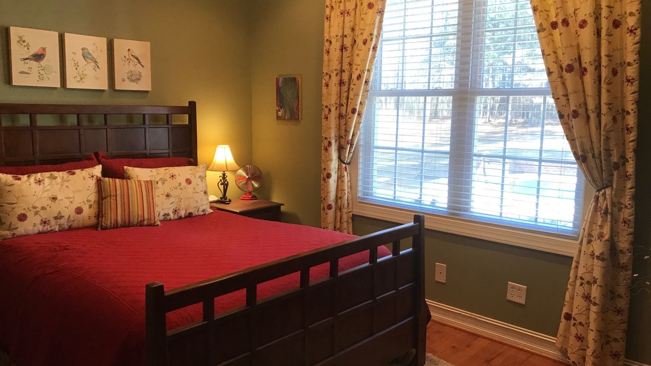 Photo of Bedroom in Shelby