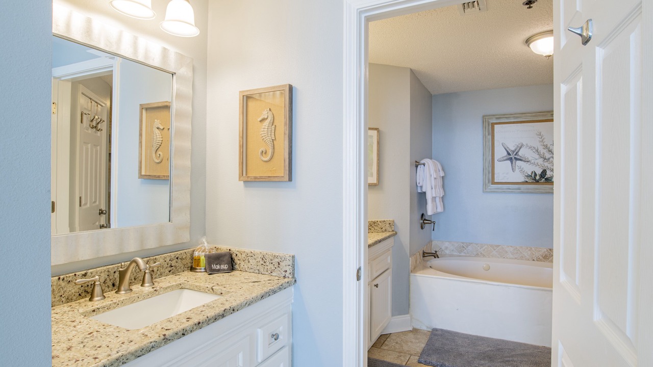 Photo of Bathroom in Ono Island