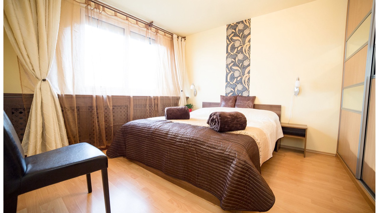 Photo of Bedroom in 13th District