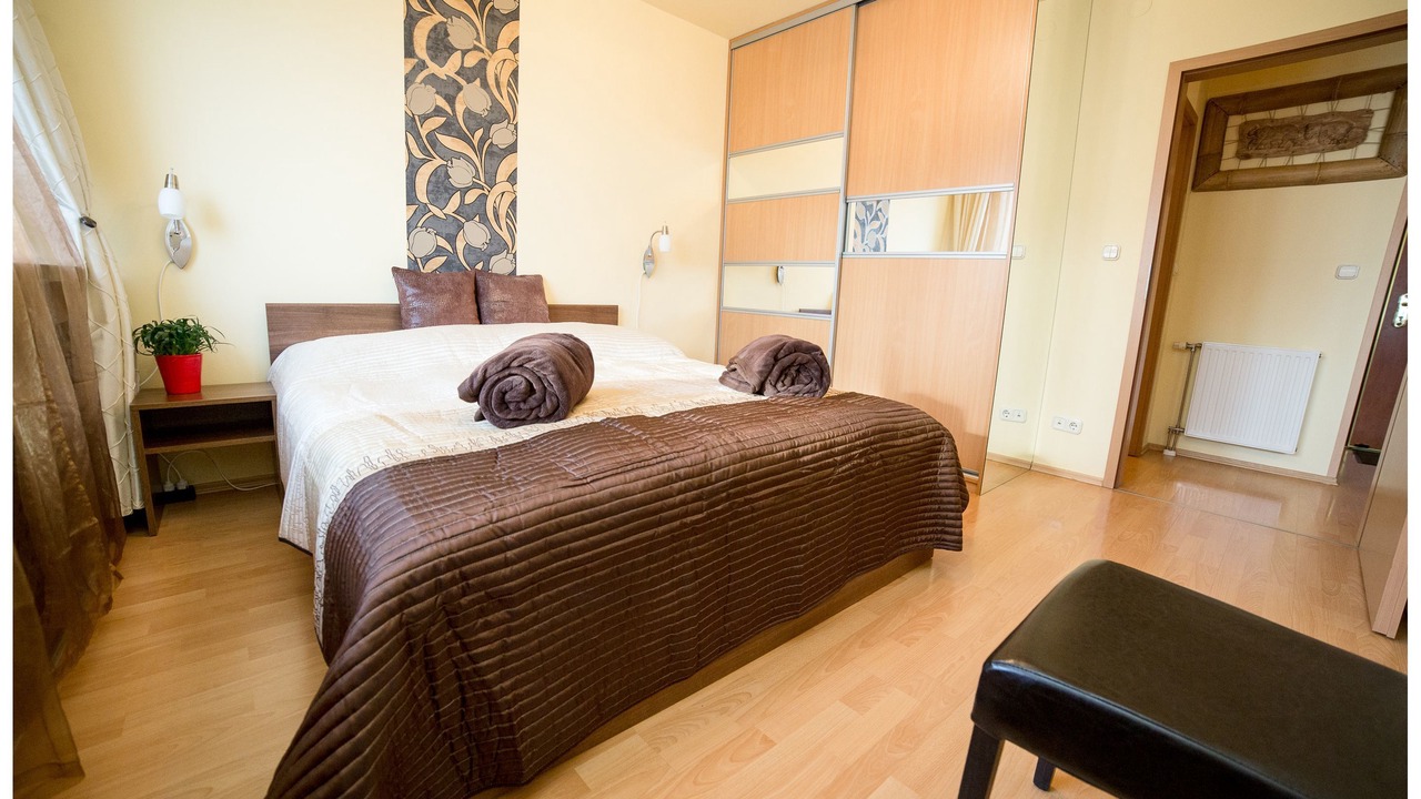 Photo of Bedroom in 13th District