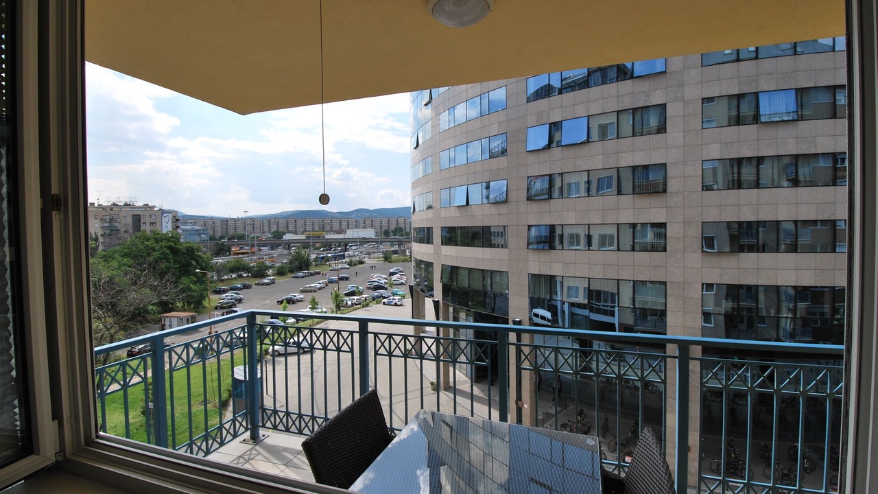 Photo of Patio Balcony in 13th District