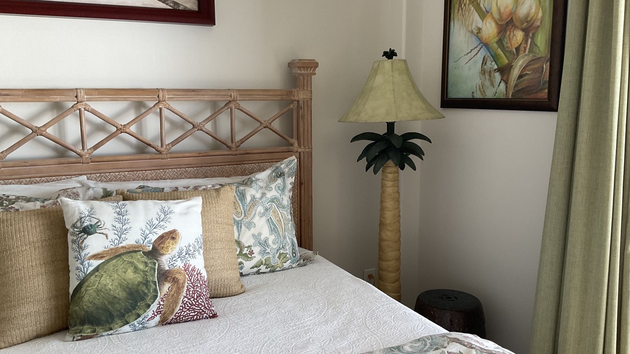 Photo of Bedroom in Orange Beach East