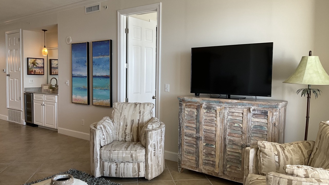 Photo of Livingroom in Orange Beach East