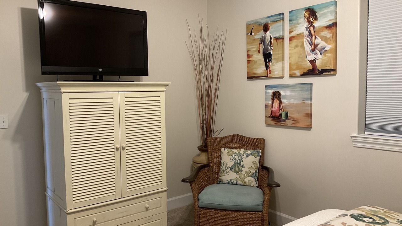 Photo of Bedroom in Orange Beach East