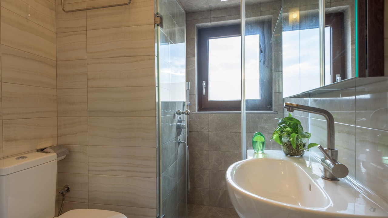 Photo of Bathroom in Psirri