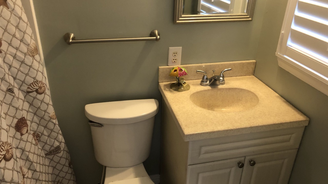 Photo of Bathroom in Emerald Isle