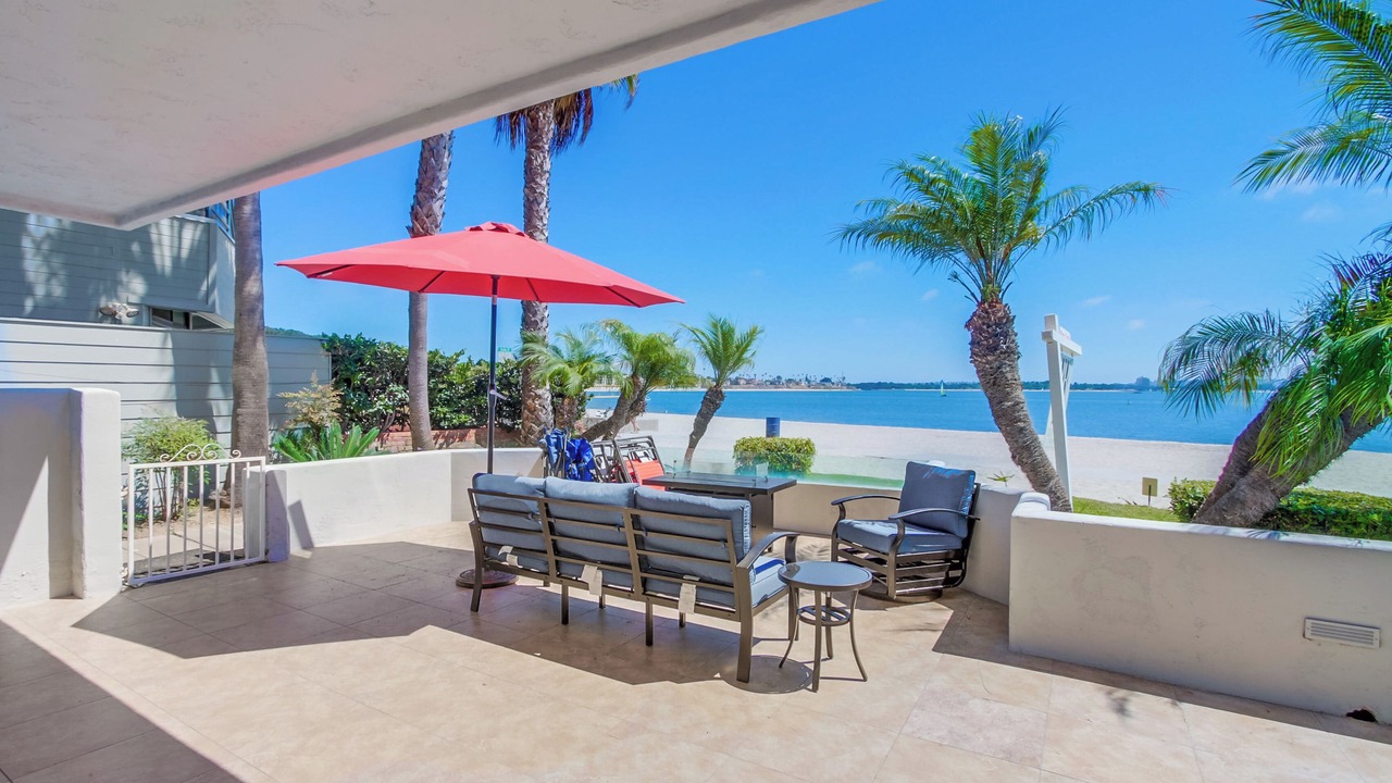 Photo of Patio Balcony in Crown Point