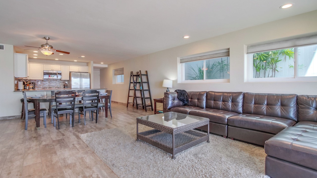 Photo of Livingroom in Crown Point