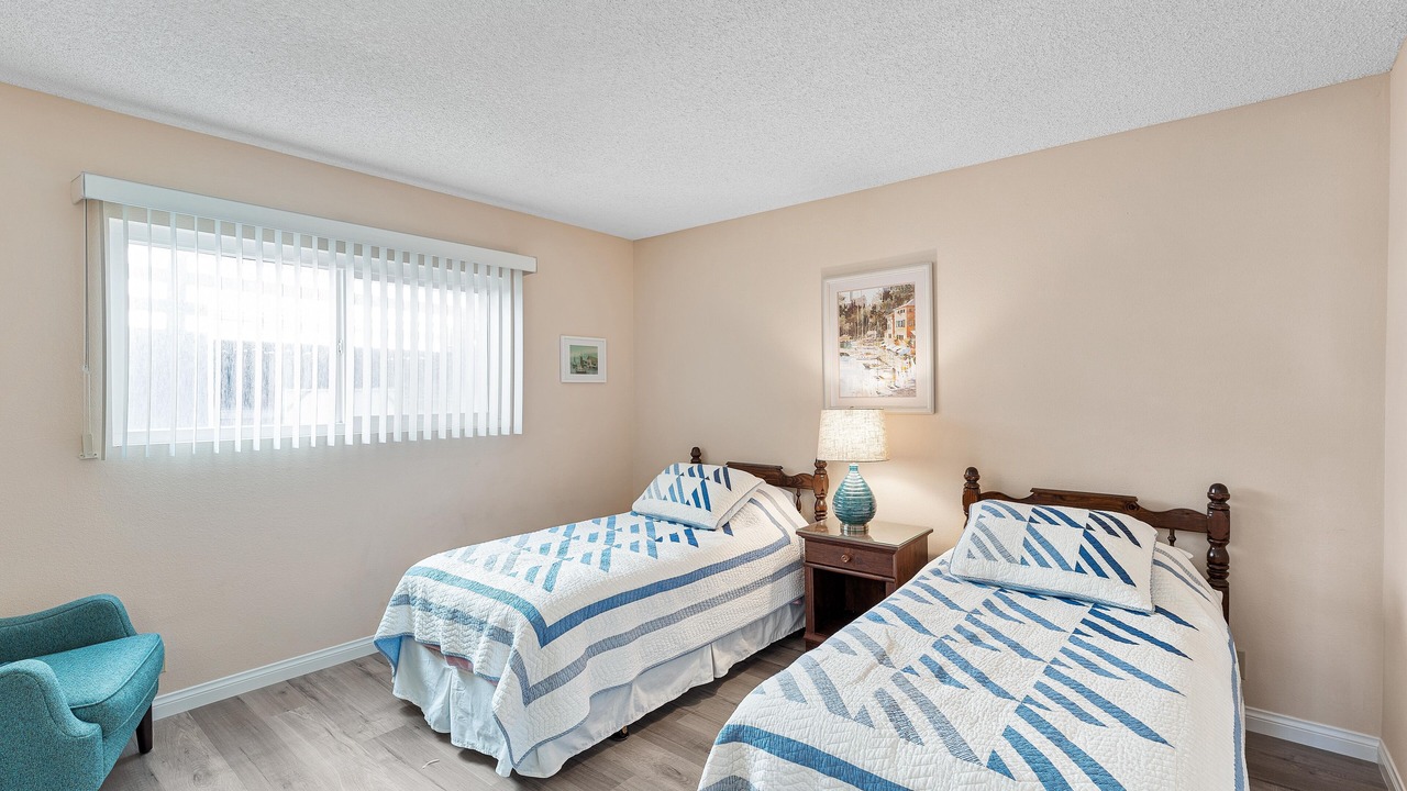 Photo of Bedroom in Silver Strand