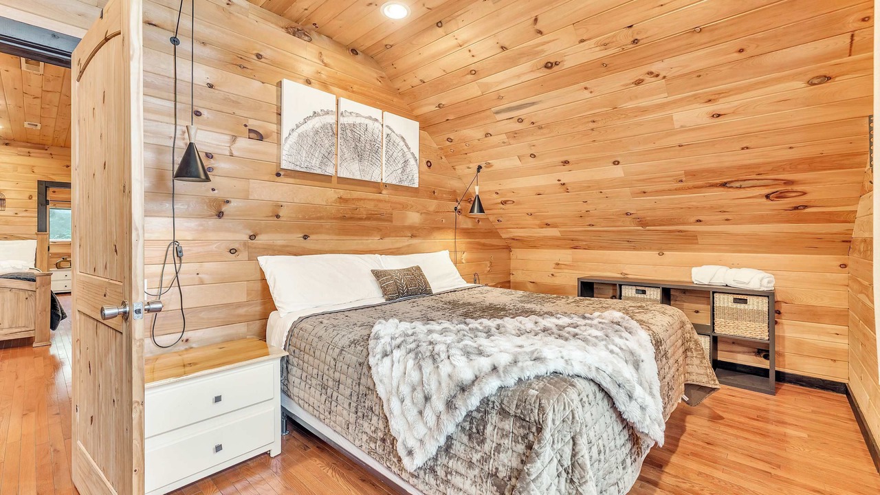 Photo of Bedroom in Bryant