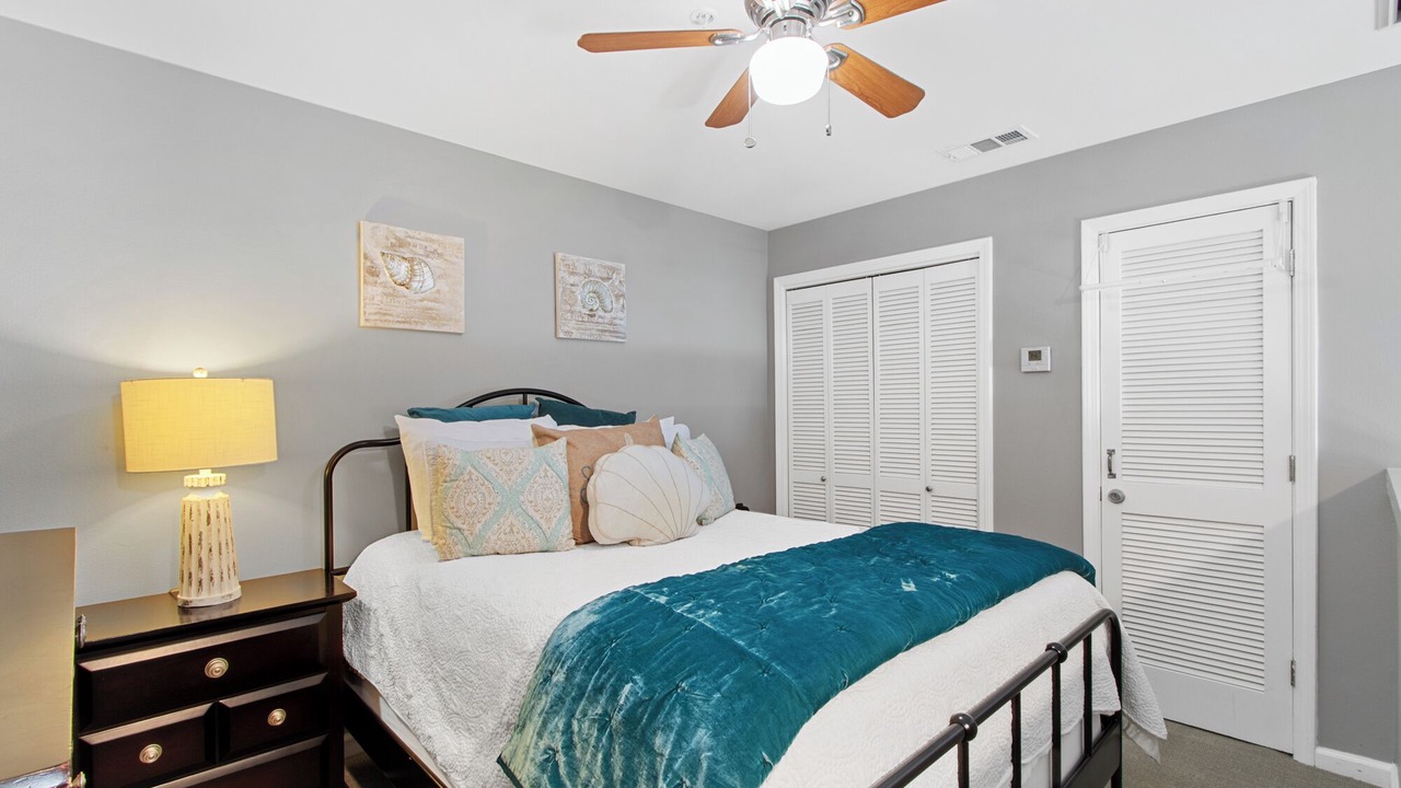 Photo of Bedroom in Orange Beach