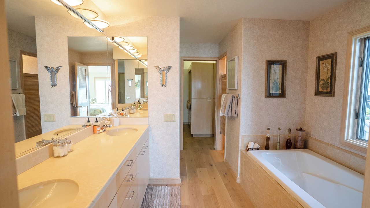 Photo of Bathroom in Sea Ranch