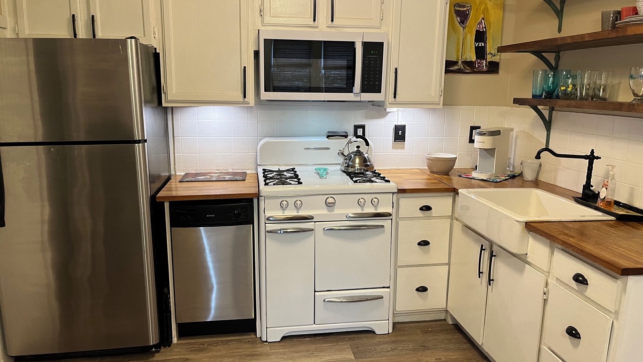 Photo of Kitchen in Sunset Junction