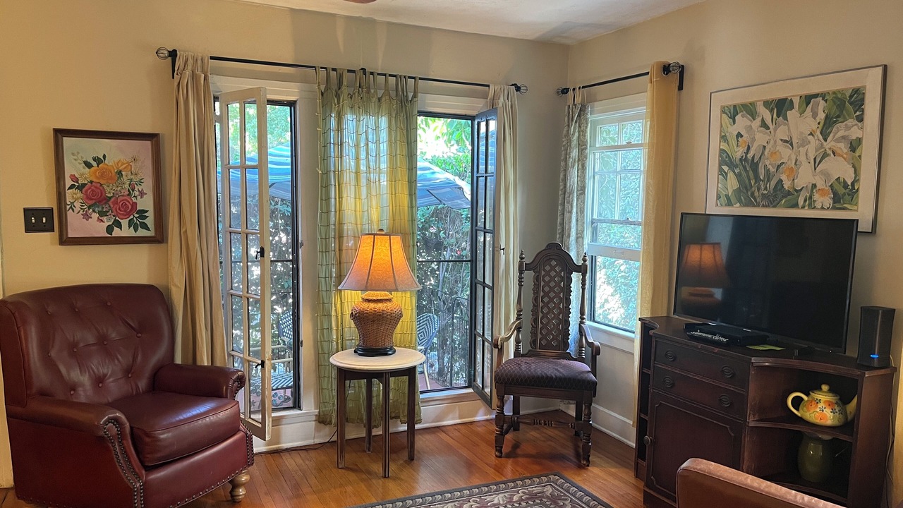 Photo of Livingroom in Sunset Junction