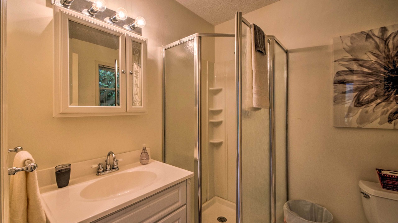 Photo of Bathroom in Todd