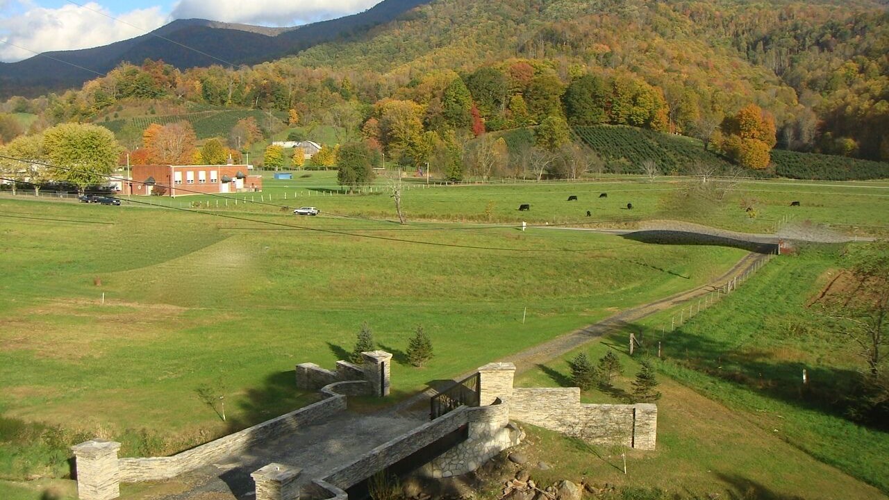 Photo of Outdoor in Bakersville