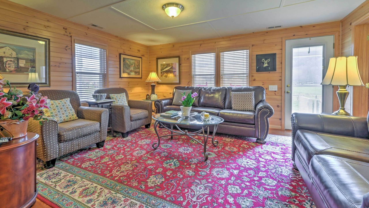 Photo of Livingroom in Bakersville