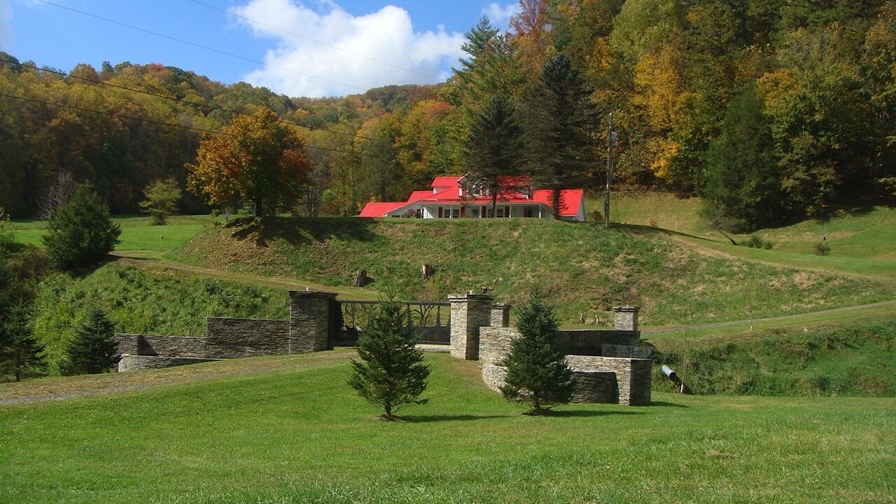 Photo of Others in Bakersville