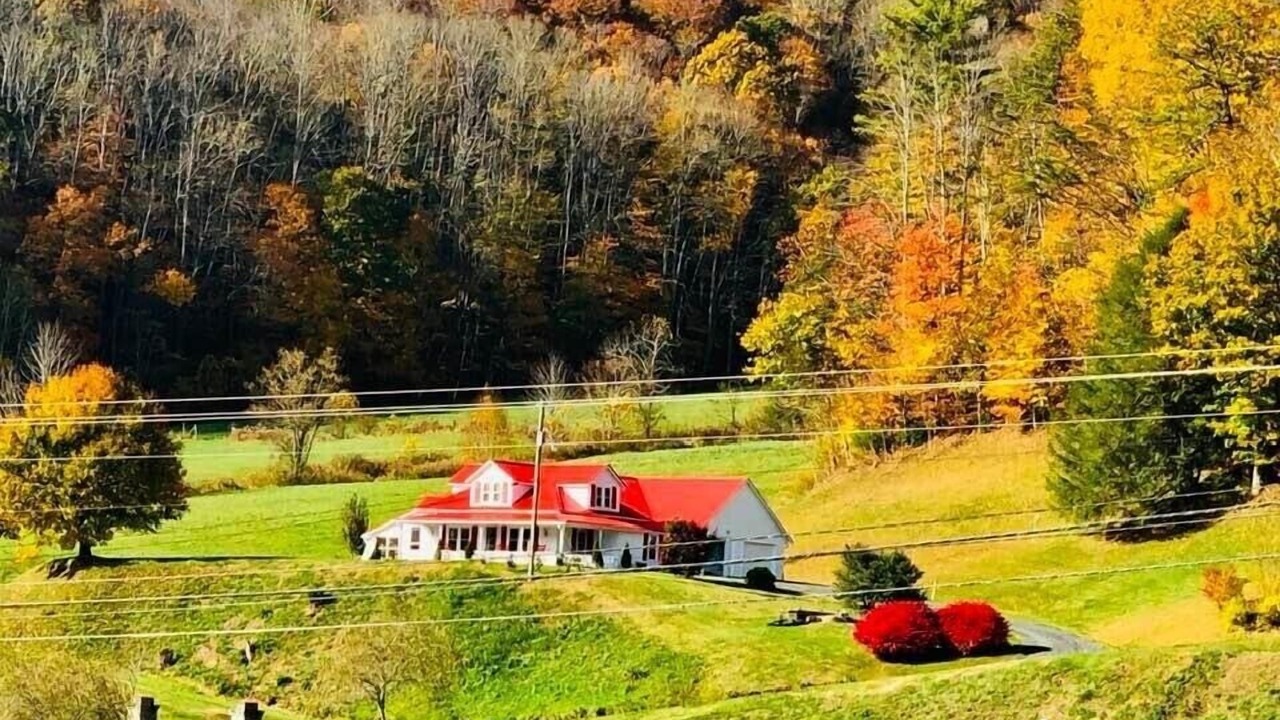 Photo of Outdoor in Bakersville