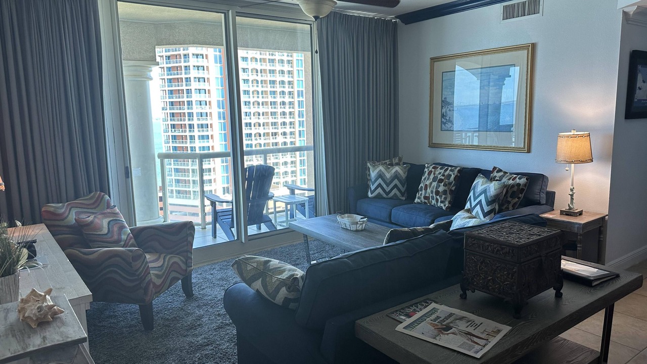 Photo of Livingroom in Pensacola Beach
