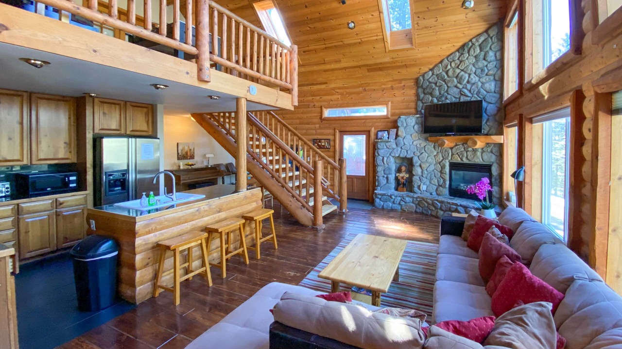 Photo of Livingroom in Country Club Estates