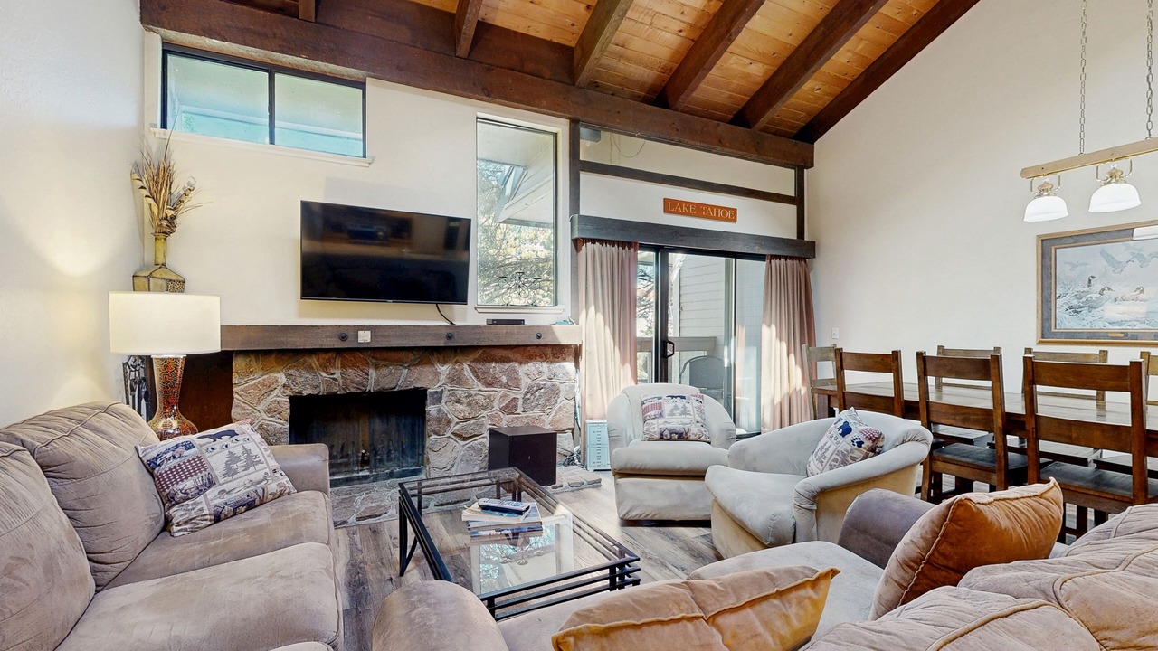 Photo of Livingroom in South Lake Tahoe