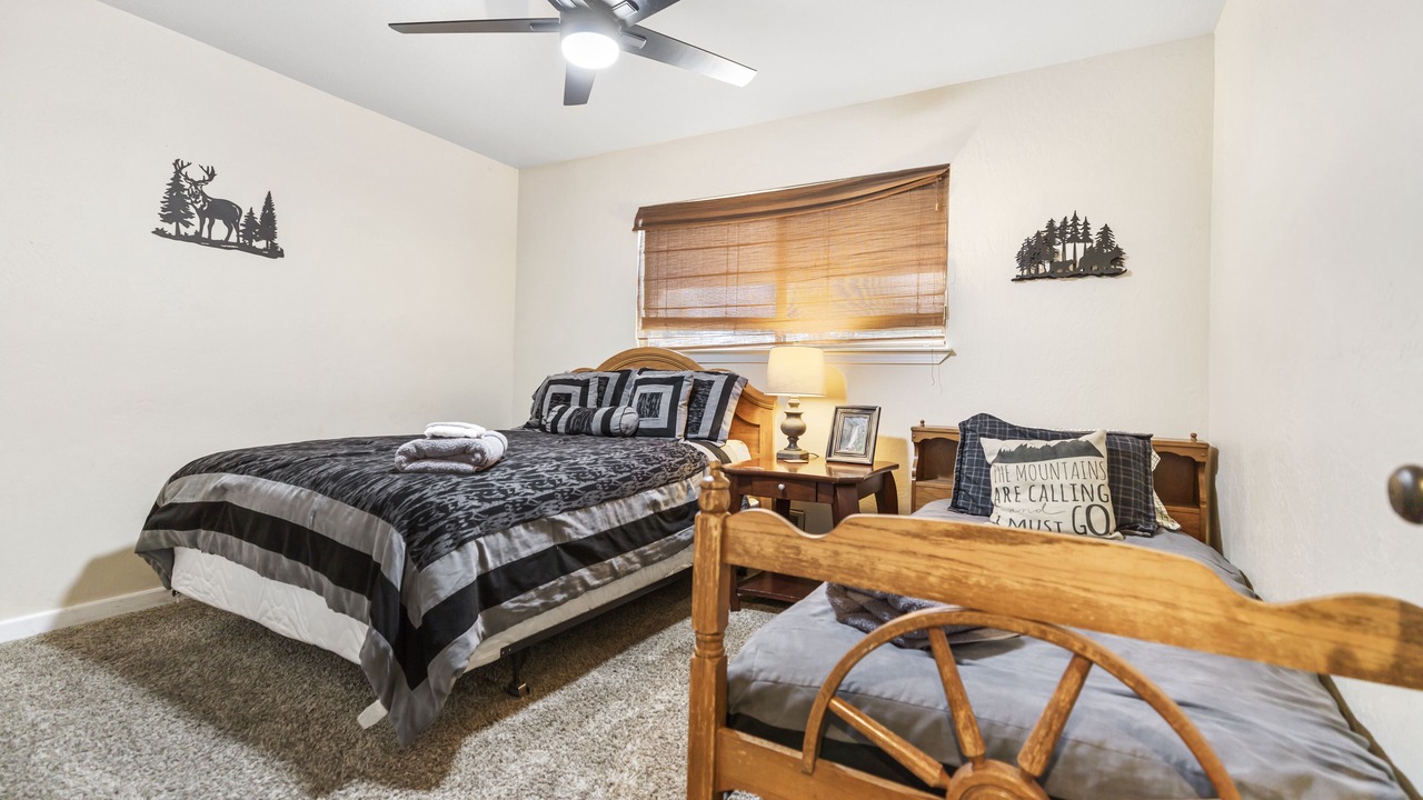 Photo of Bedroom in Groveland