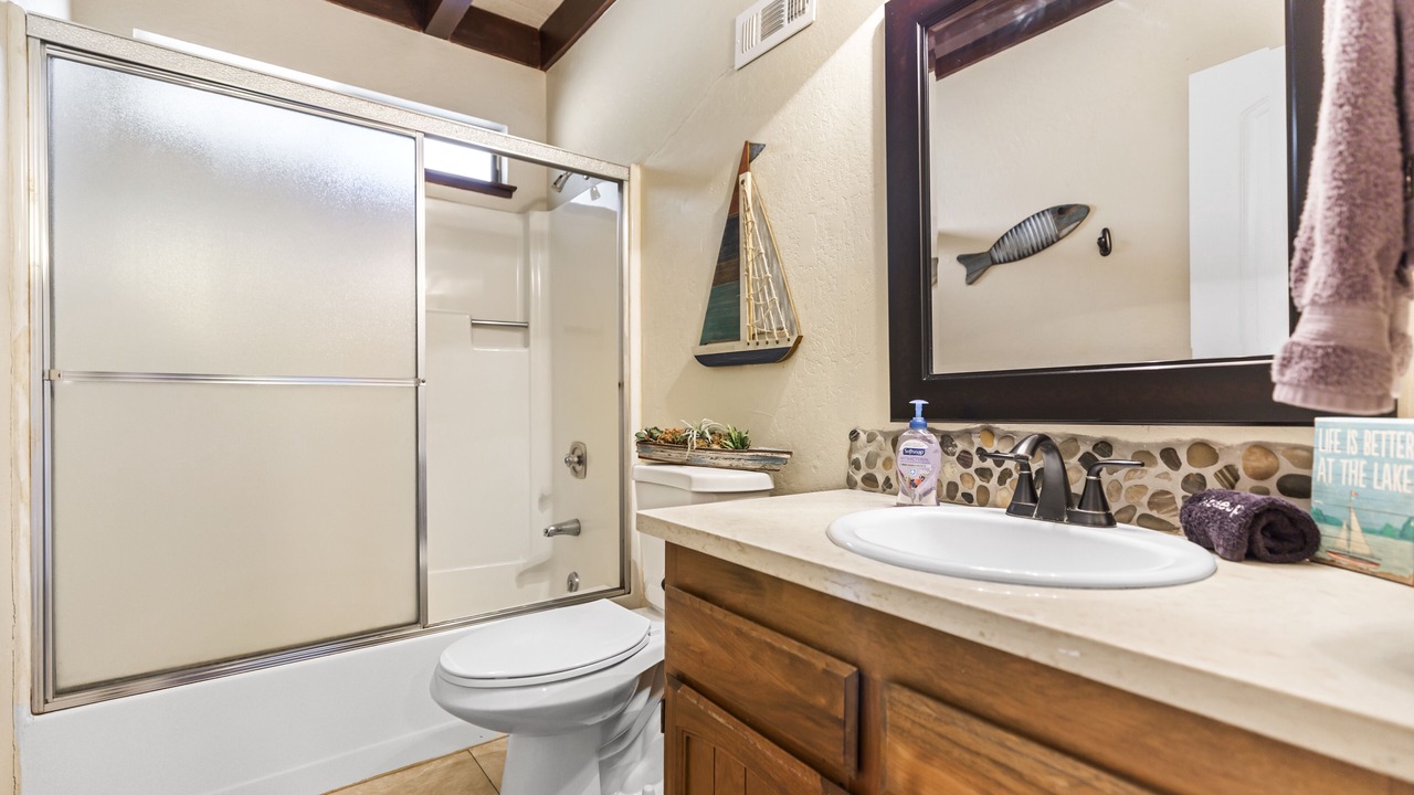 Photo of Bathroom in Groveland
