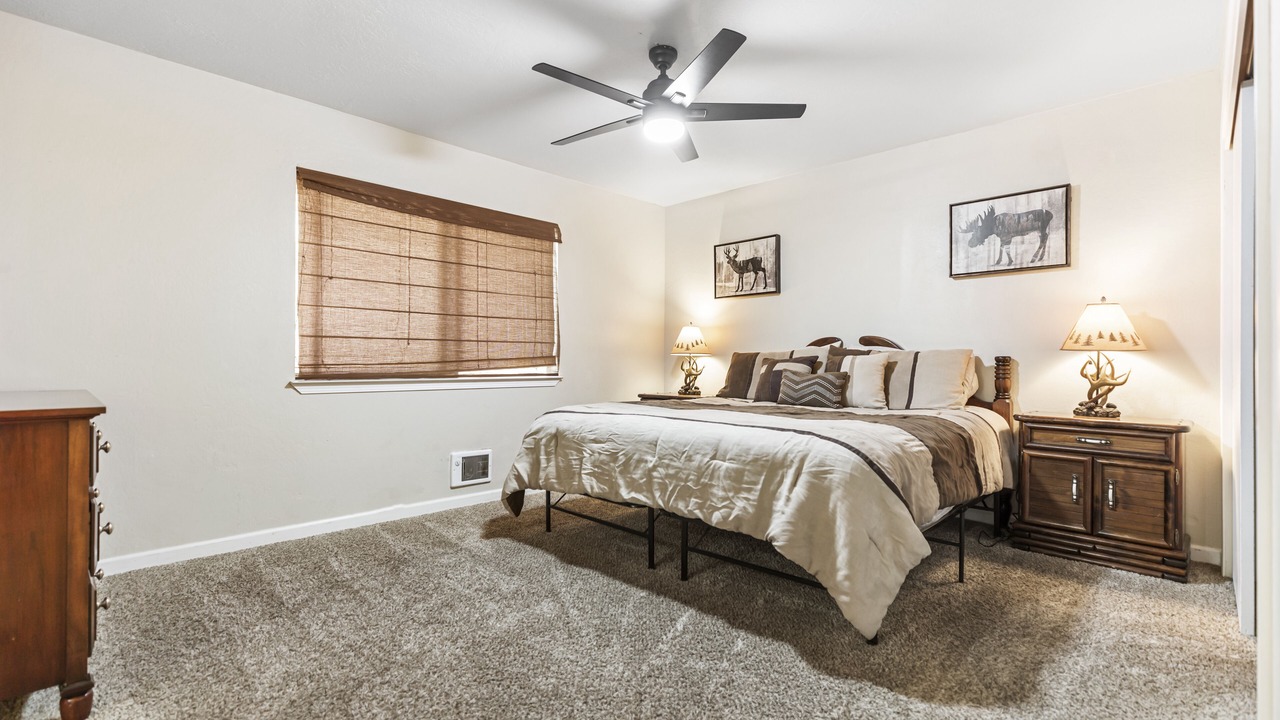 Photo of Bedroom in Groveland